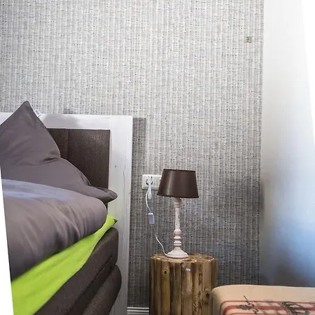 Heinrichs Apartman *